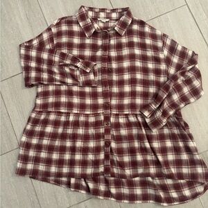 American Eagle woman’s flannel with ruffle. XL